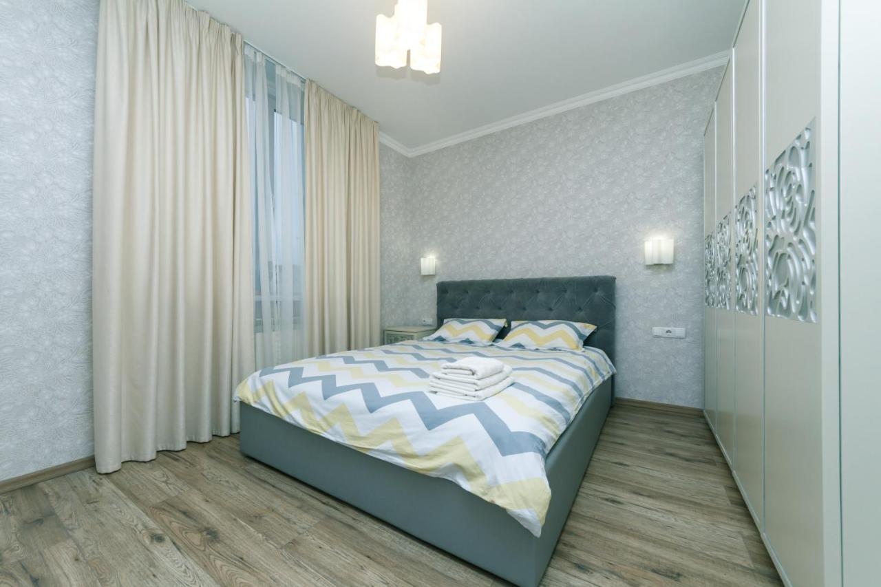 Лучшая Квартира В Броварах Brovary Exterior photo